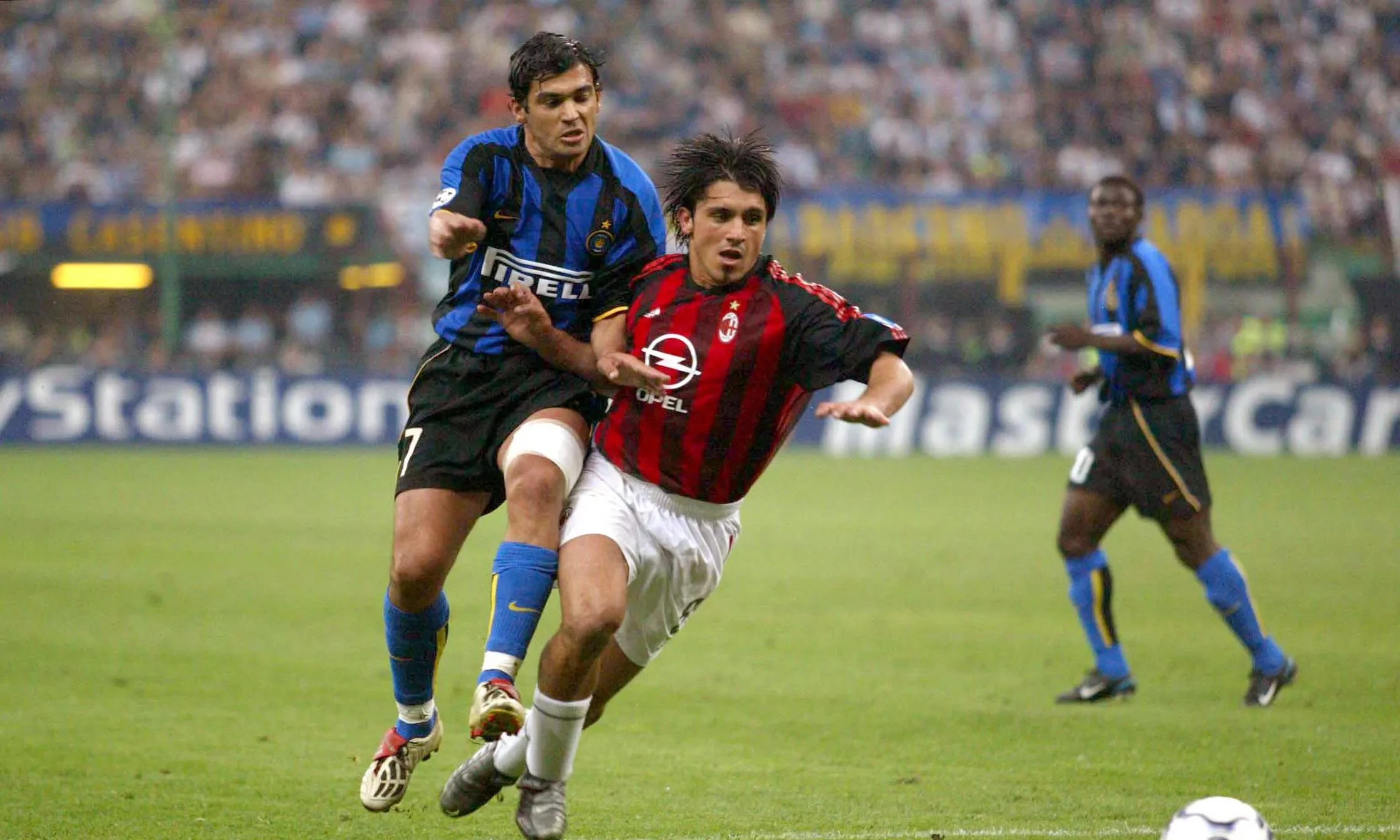 关于AC米兰赛前遗憾出局；志在欧冠名次提升；赛场秩序良好；轮换策略成焦点的信息