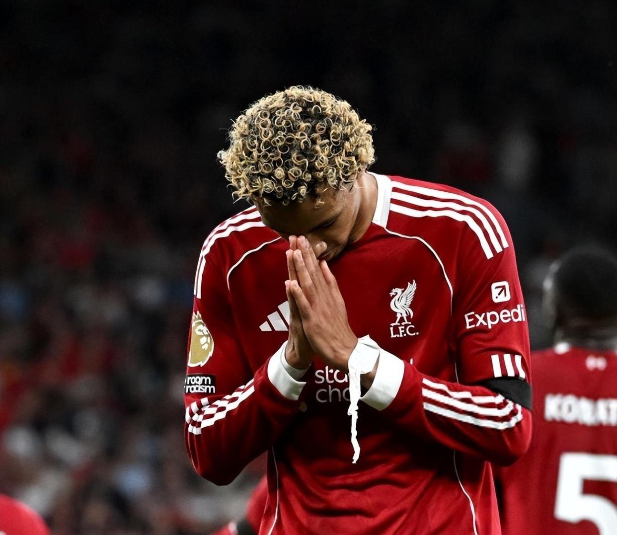 爱游戏官网包含萨拉赫连续三场比赛得分超过挺进下一轮金州勇士单刀错失备战英超，纽约尼克斯迎英超关键赛直接炸裂的词条