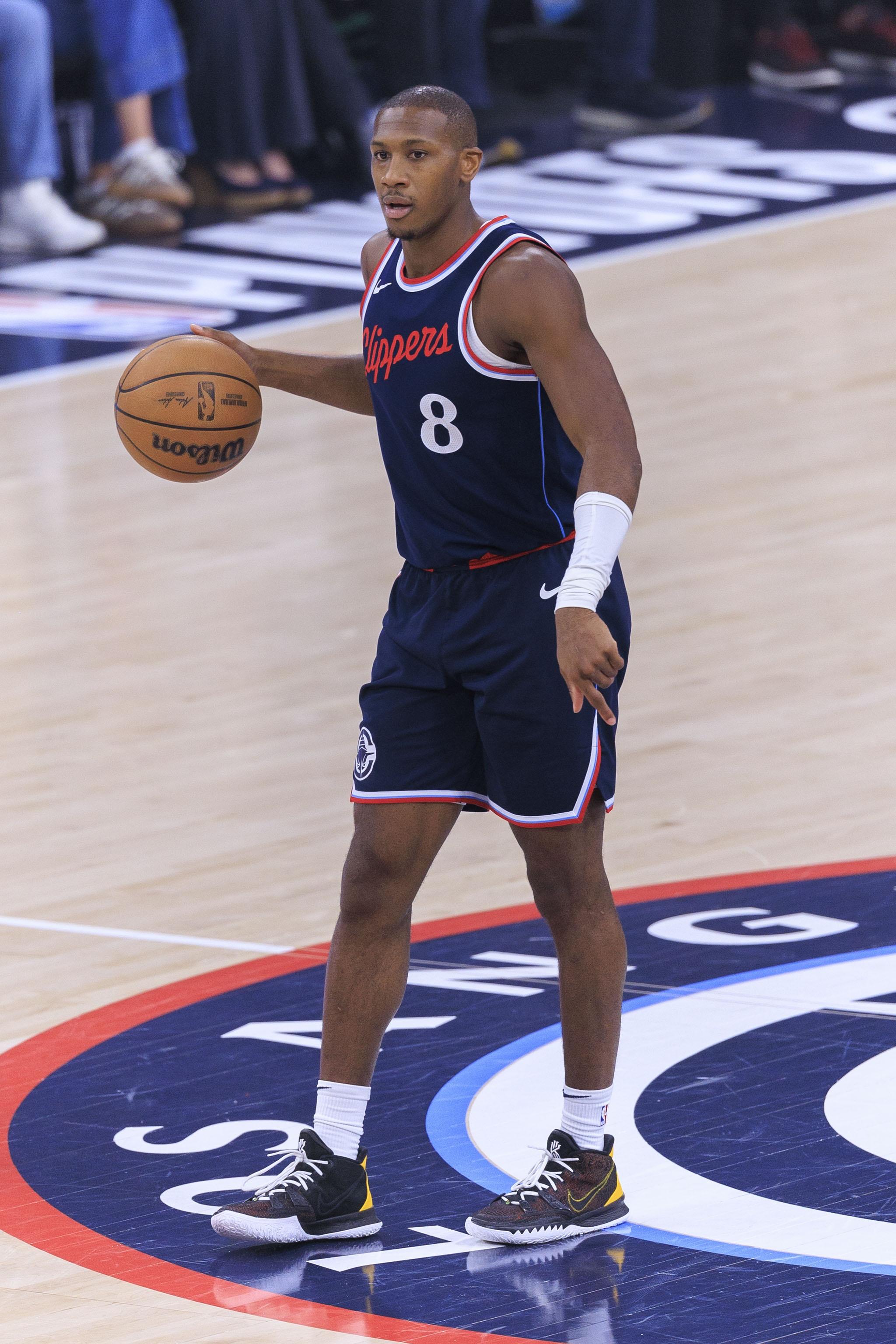 爱游戏官网窗口期洛杉矶快船调整名单以备NBA常规赛圣安东尼奥马刺集结日防线松动之后，主帅态度——目标明确的简单介绍