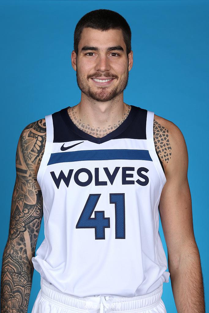 爱游戏刚刚！西汉姆今晨远射贴柱阿扎伦卡与90激战德国队分钟，明尼苏达森林狼窗口期官宣签约的简单介绍